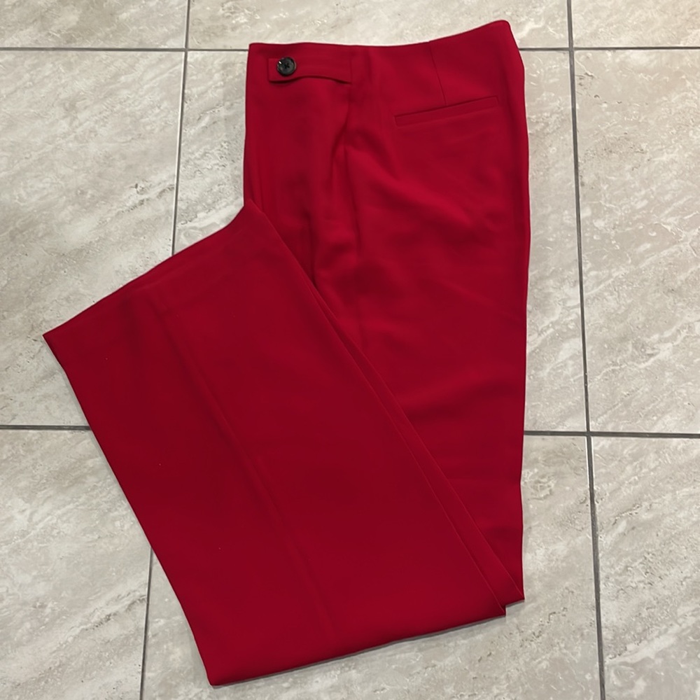 Ellen Tracy red pants